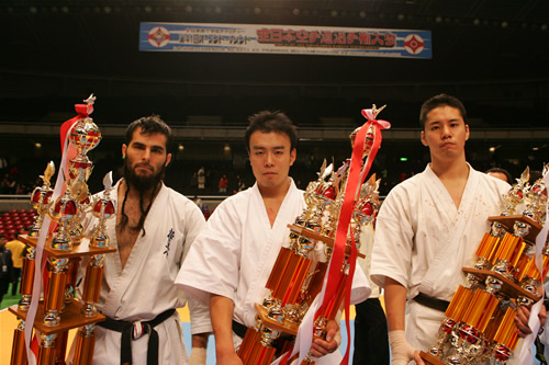 1122-6-thumb-500x333-477.jpg