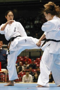 _KEN8108s ▼軽量級決勝戦
○太田菜月(本部直轄西多摩道場/160㎝/54kg/22歳)
再延長判定勝ち
本戦1-0
延長1-1
再延長5-0
×エレナ・ヴォロビヨワ(ロシア/164㎝/53kg/28歳)